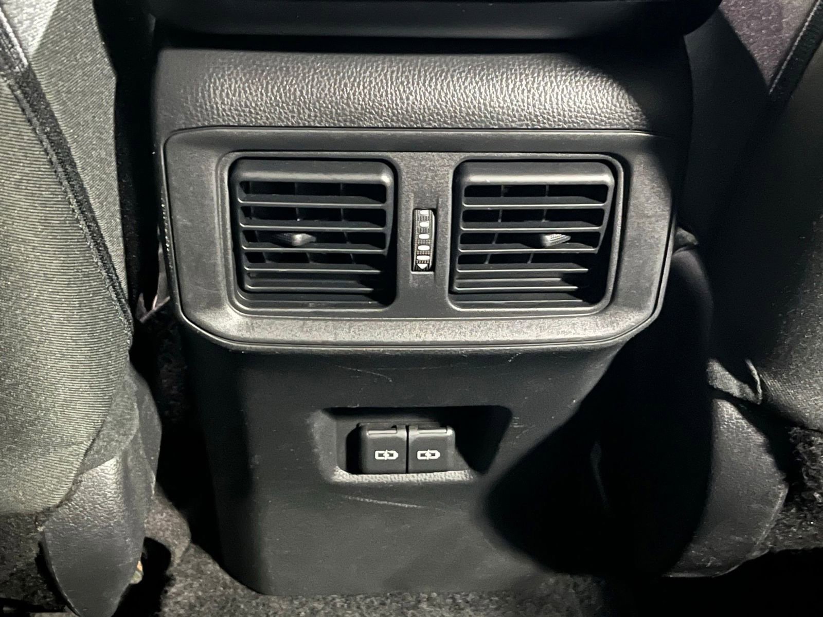 Used 2022 Toyota RAV4 XLE w/ Convenience Package AWD/4WD image 34