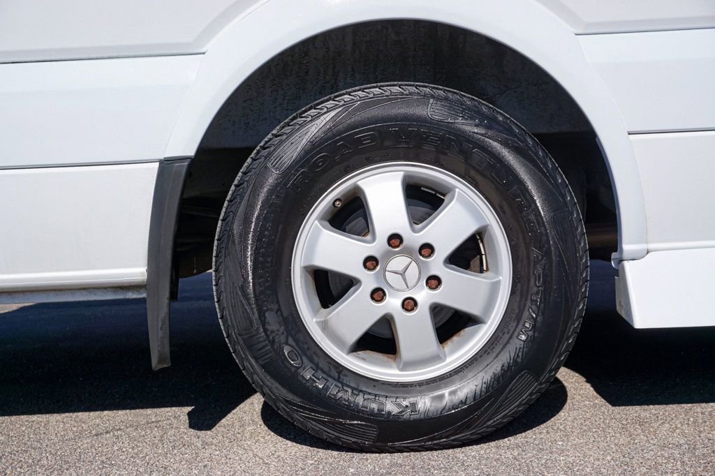 Used 2015 Mercedes-Benz Sprinter 2500 image 26