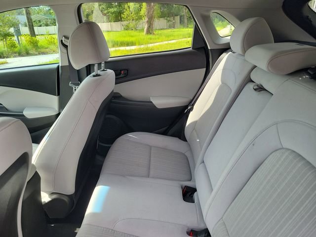 Used 2022 Hyundai Kona SEL FWD image 28