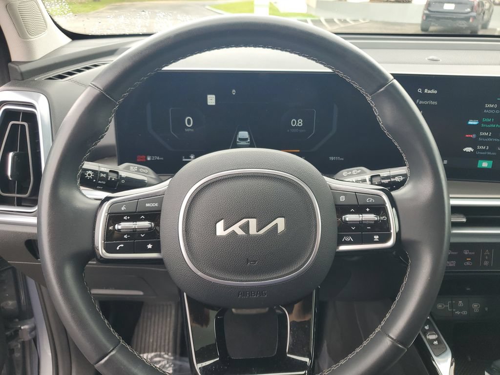 Used 2024 Kia Sorento SX FWD image 11