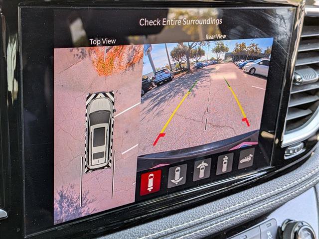 Used 2022 Chrysler Pacifica Limited w/ S Appearance Package image 13