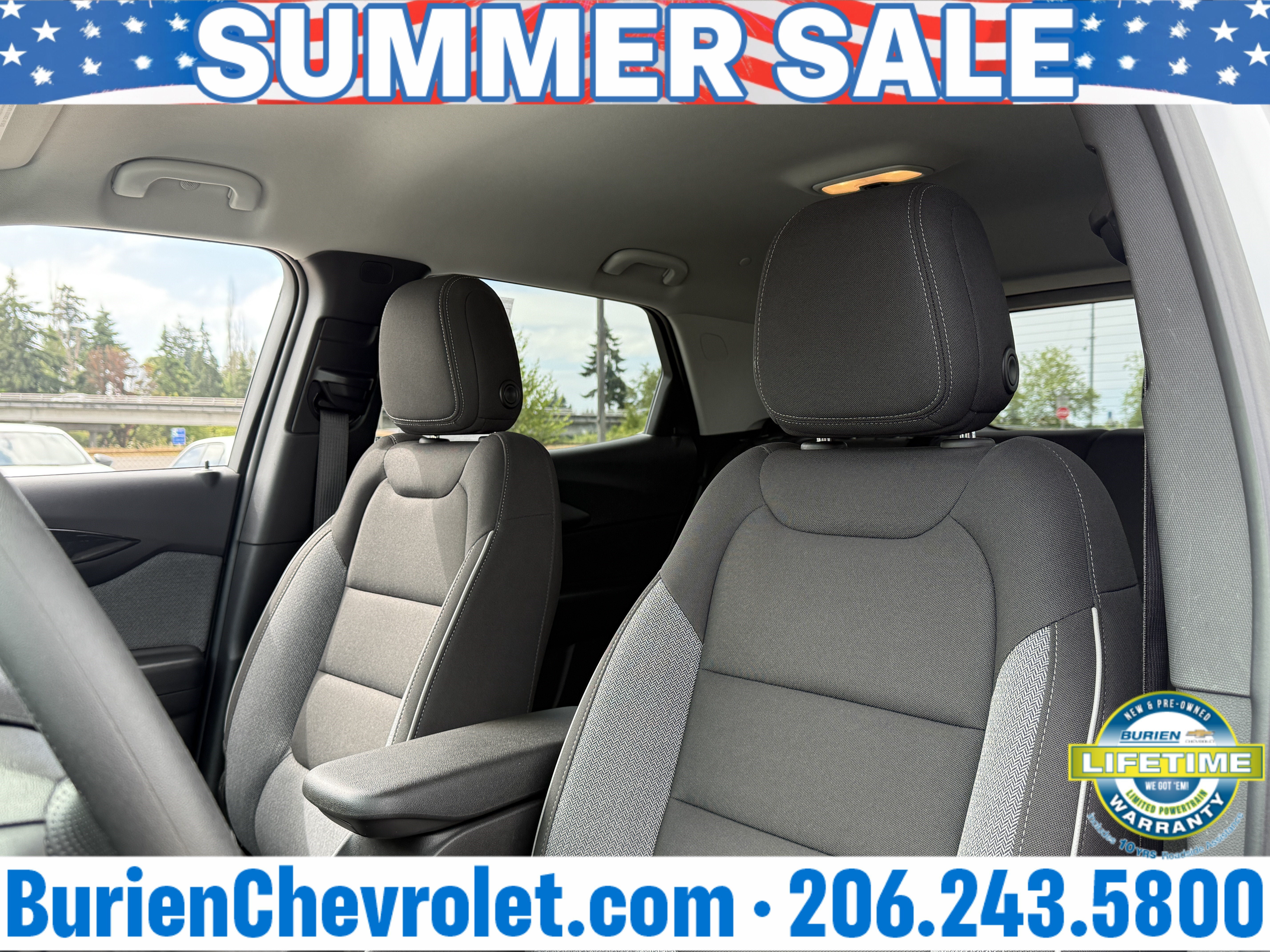 Used 2025 Chevrolet TrailBlazer LT AWD/4WD image 10