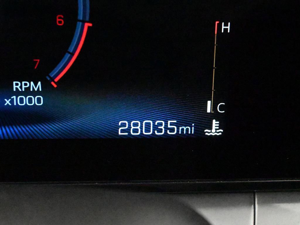 Used 2025 Chevrolet Trax LT image 35