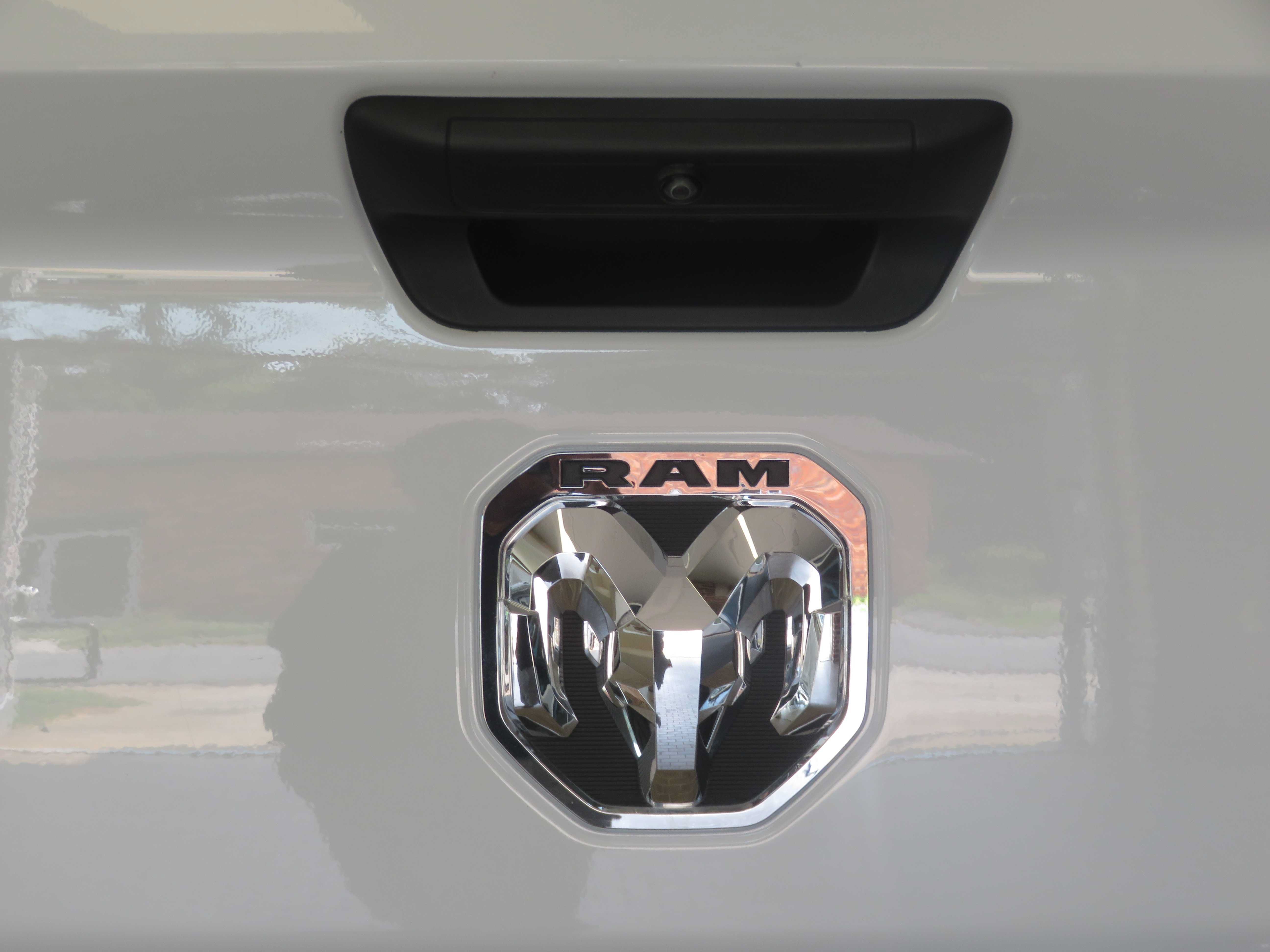 Used 2024 RAM 2500 Big Horn w/ Off Road Package AWD/4WD image 69