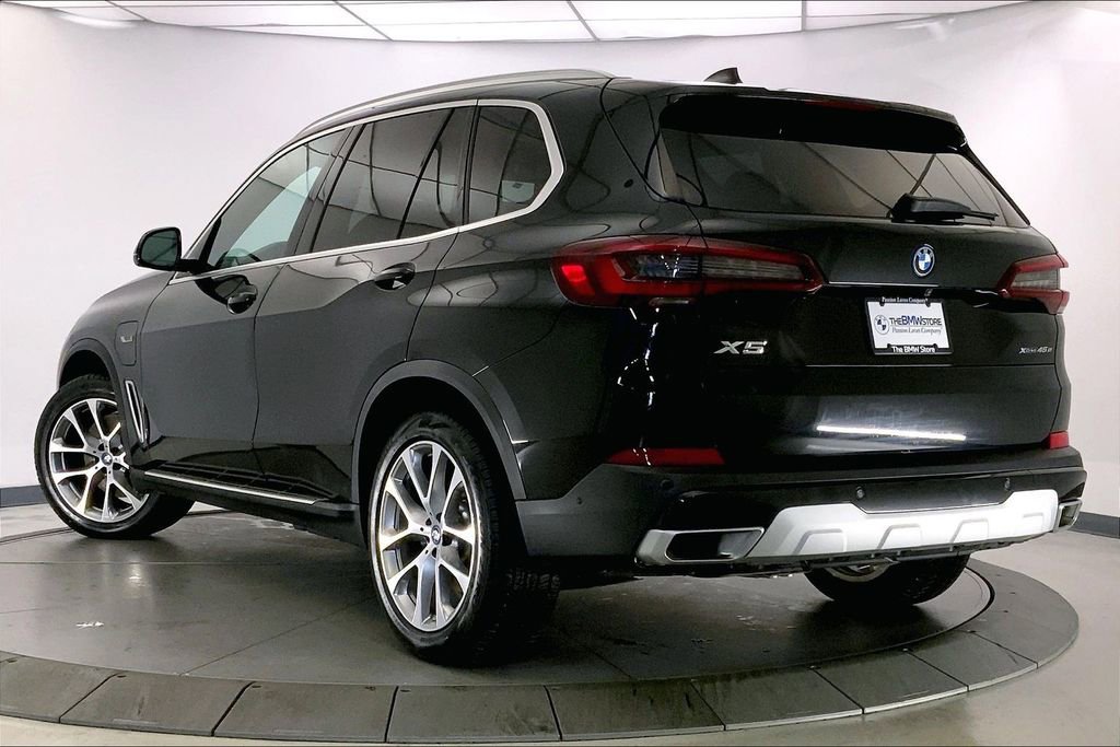 Certified 2023 BMW X5 xDrive45e w/ Executive Package image 10