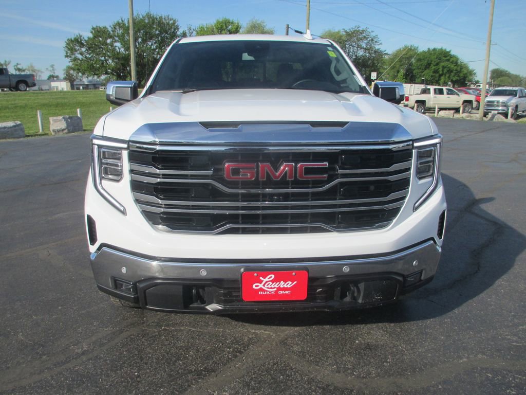Used 2026 GMC Sierra 1500 SLT w/ SLT Premium Plus Package AWD/4WD image 13