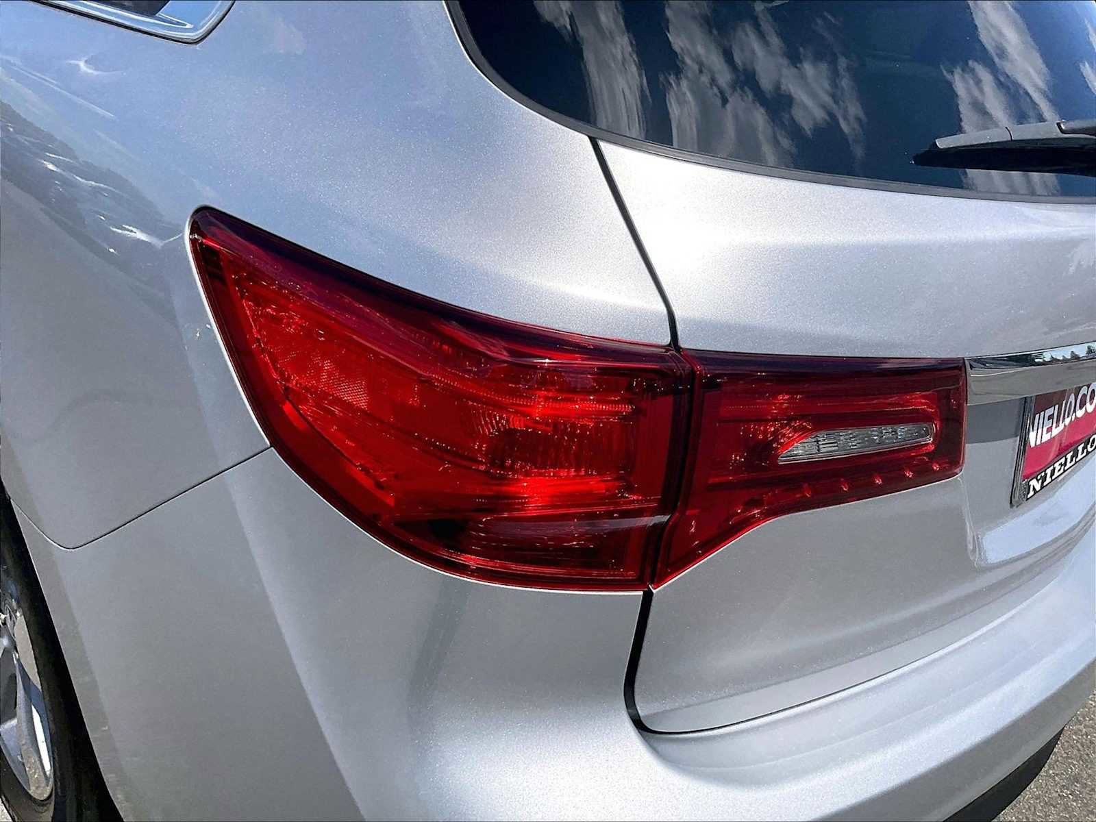 Used 2015 Acura MDX FWD image 30