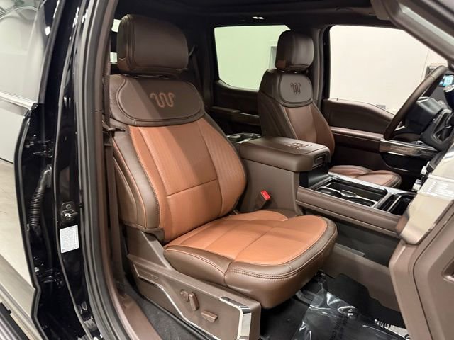 New 2025 Ford F350 King Ranch w/ Chrome Package image 30
