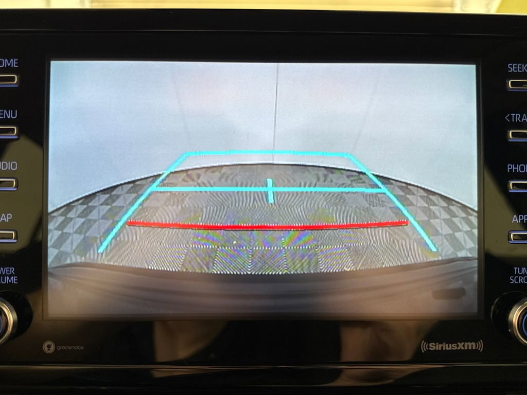 Used 2021 Toyota Corolla LE image 16