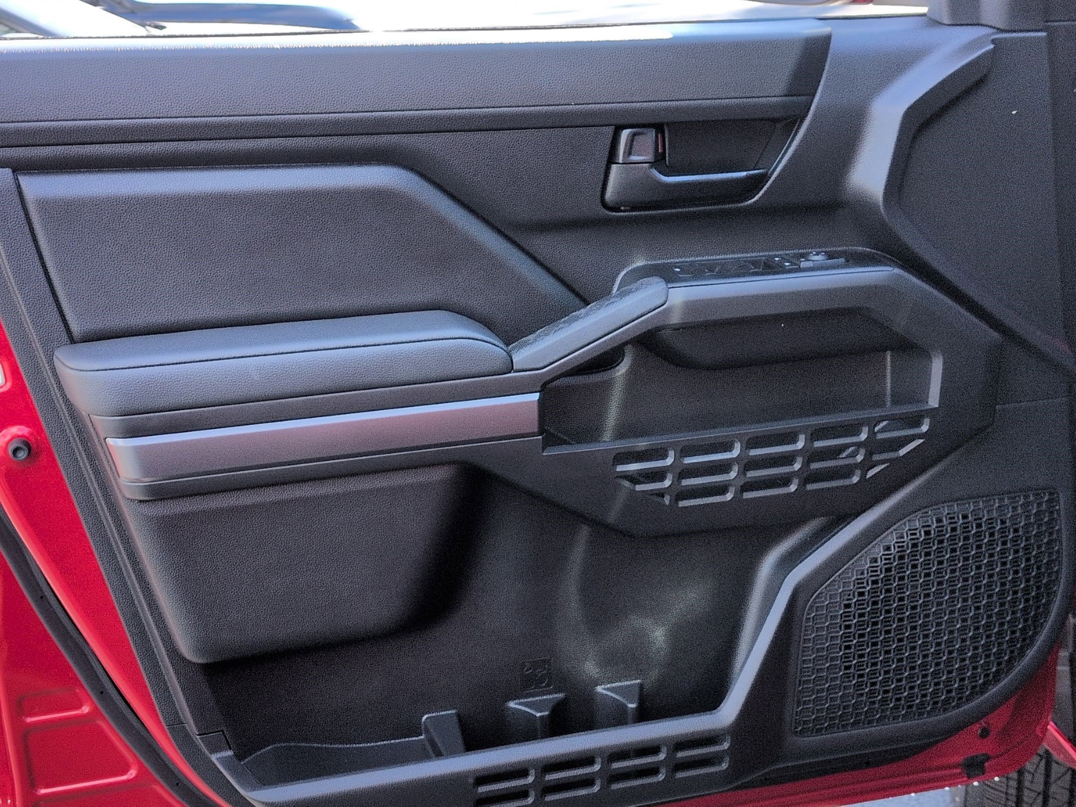 Used 2025 Toyota Tacoma SR5 RWD image 14