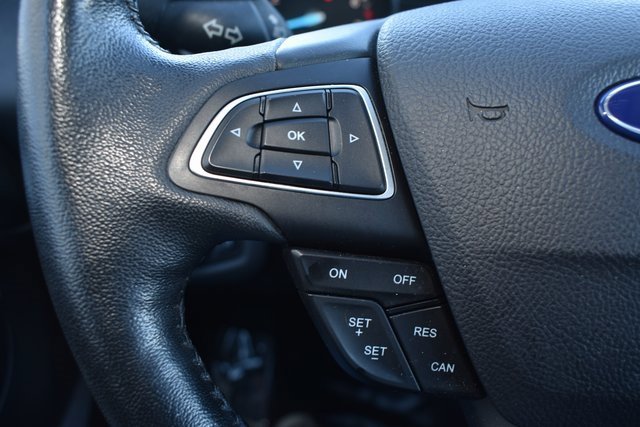 Used 2019 Ford Escape SEL image 19