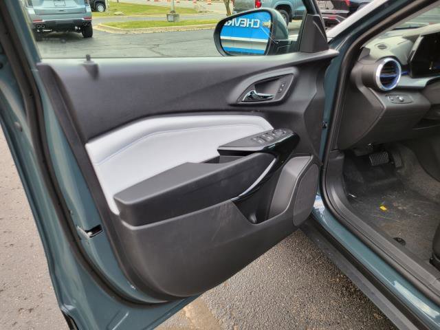 New 2026 Chevrolet Trax LT image 6