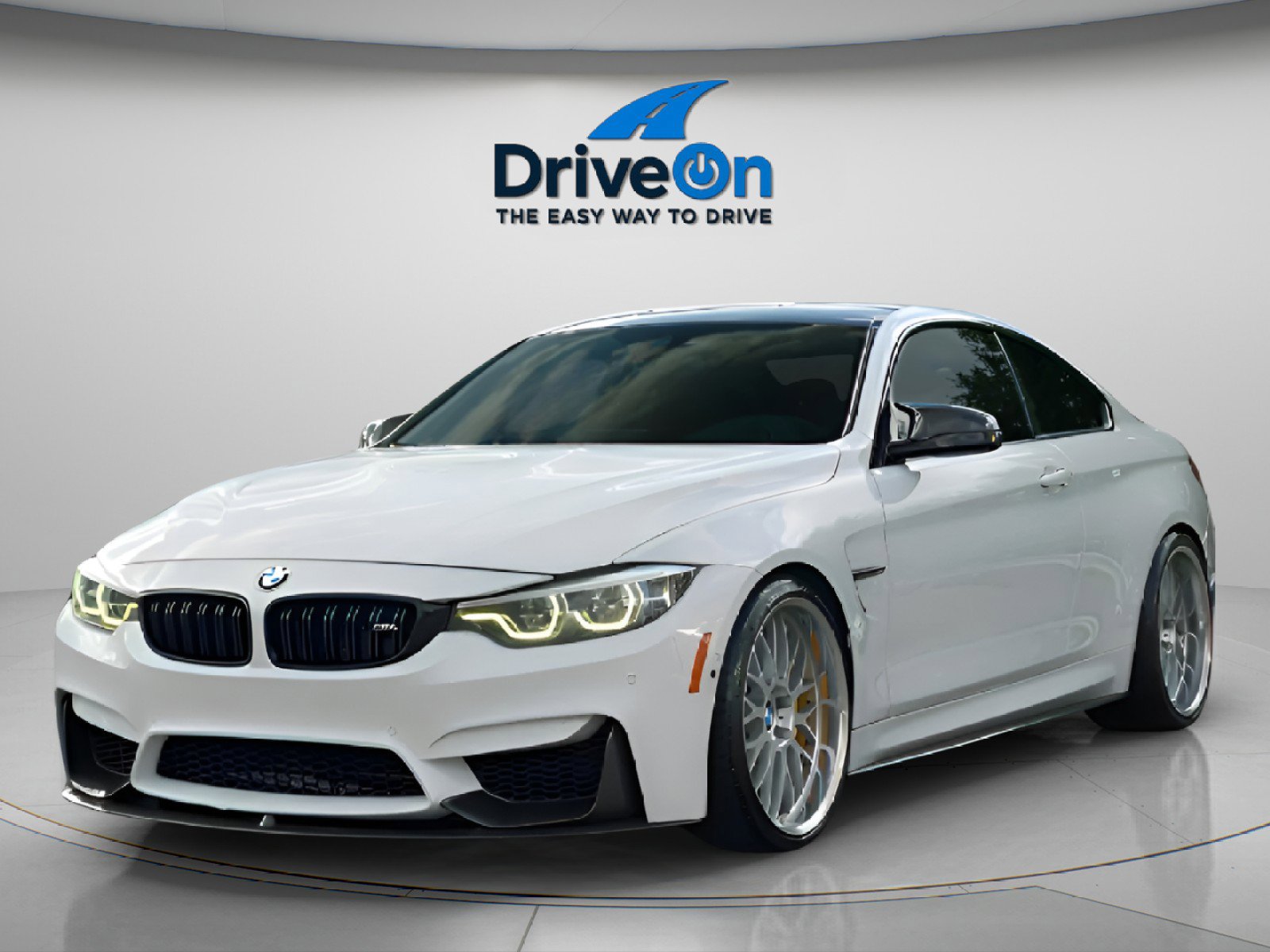 Used 2018 BMW M4 Coupe w/ Competition Package image 3