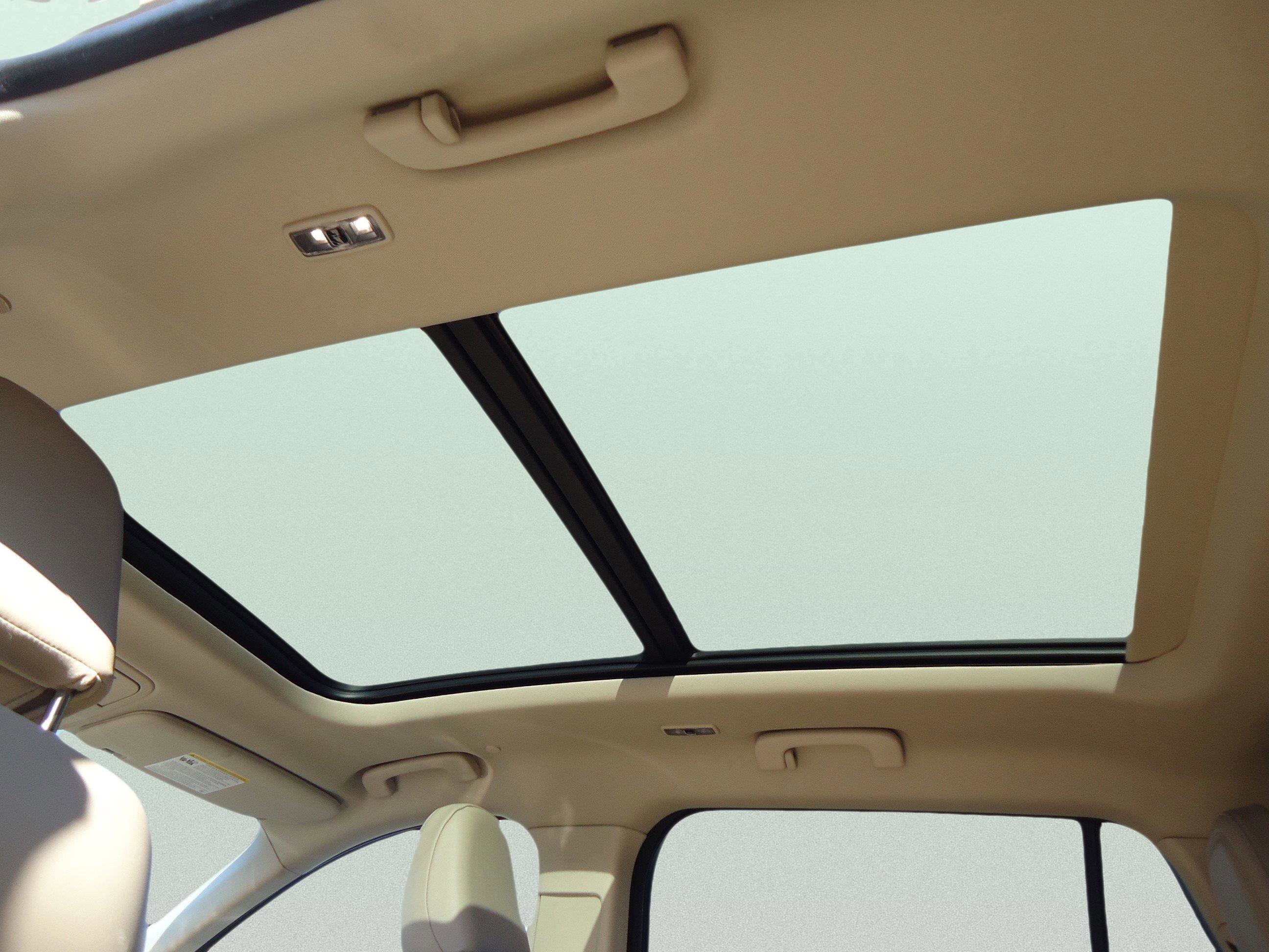 Used 2023 Lincoln Aviator Reserve w/ Class IV Trailer Tow Package image 31