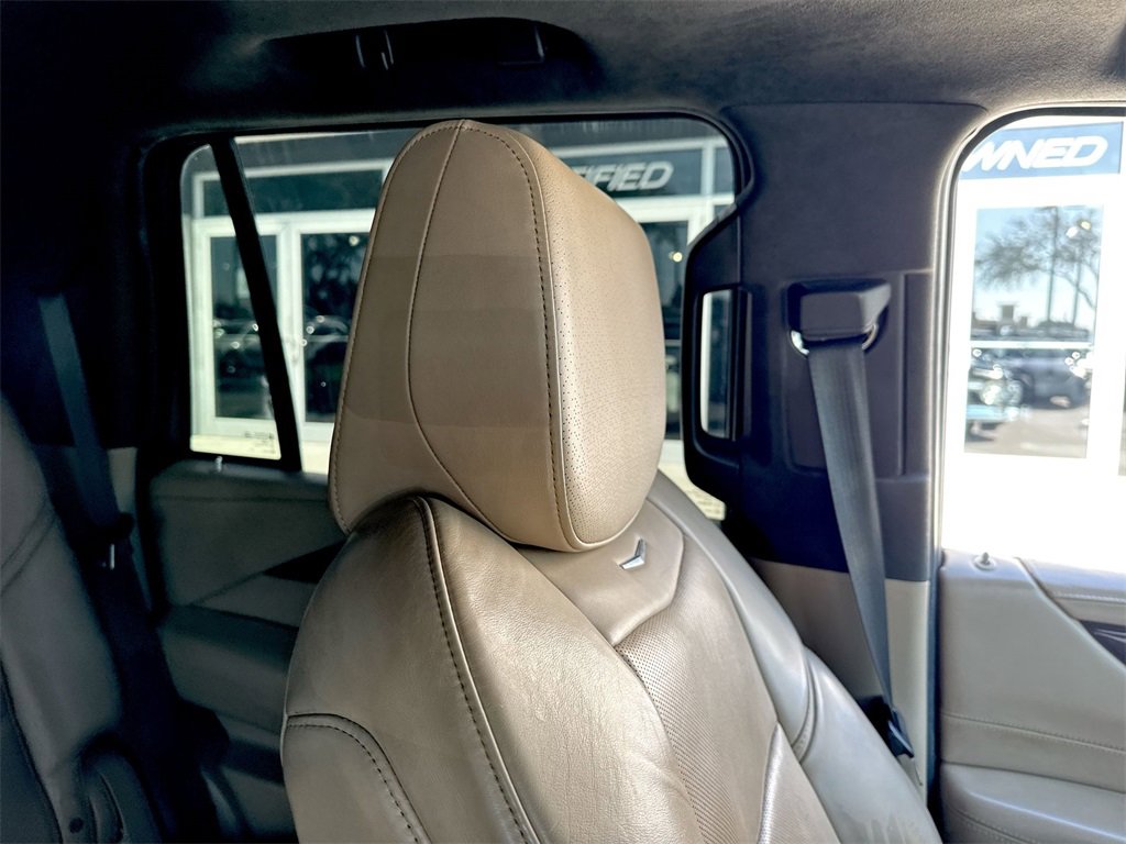 Used 2019 Cadillac Escalade Platinum w/ Escalade Sport Edition image 21
