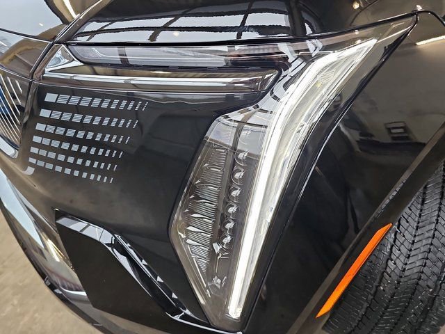 Used 2026 Cadillac Escalade IQ Sport 1 w/ LPO, ONYX Package AWD/4WD image 35
