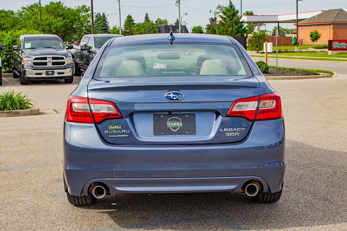 Used 2016 Subaru Legacy 3.6R Limited AWD/4WD image 7