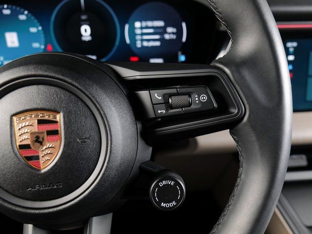 Certified 2025 Porsche Macan 4 Electric image 24