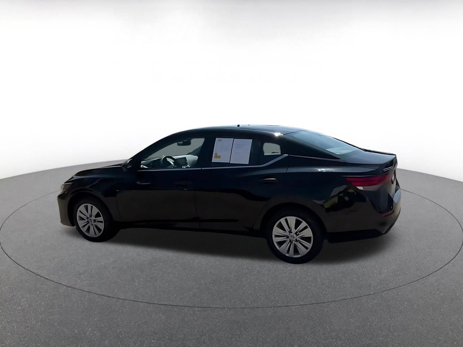 Used 2025 Nissan Sentra S FWD image 8