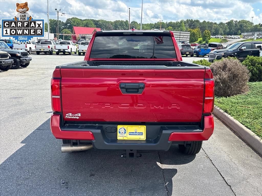 Used 2025 Toyota Tacoma SR5 AWD/4WD image 25
