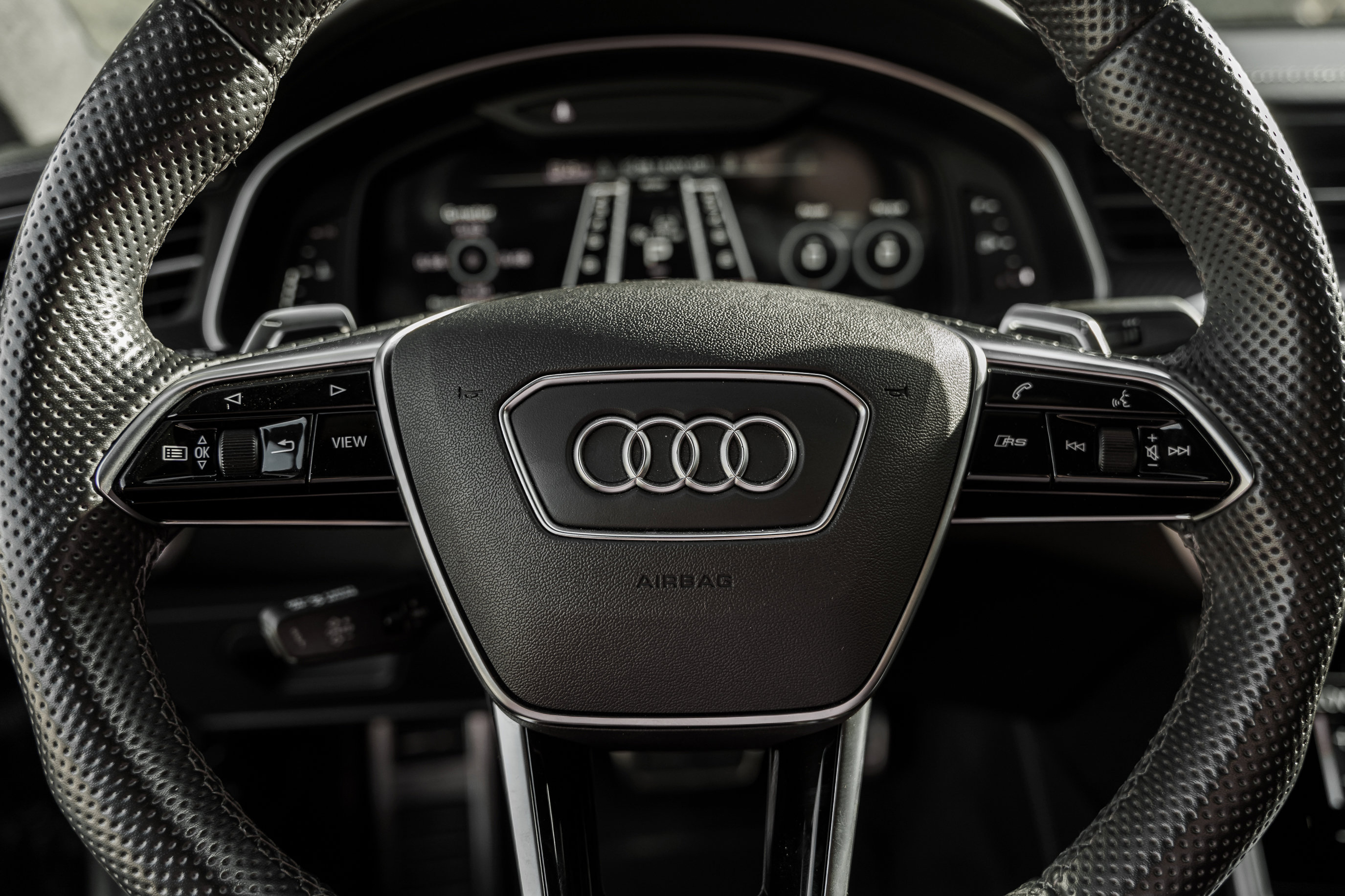 Used 2022 Audi RS 7 Sportback w/ Black Optic Package image 17