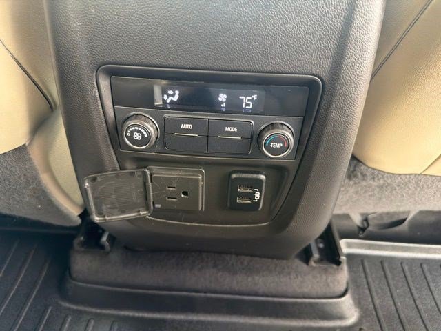 Used 2018 Buick Enclave Essence AWD/4WD image 23