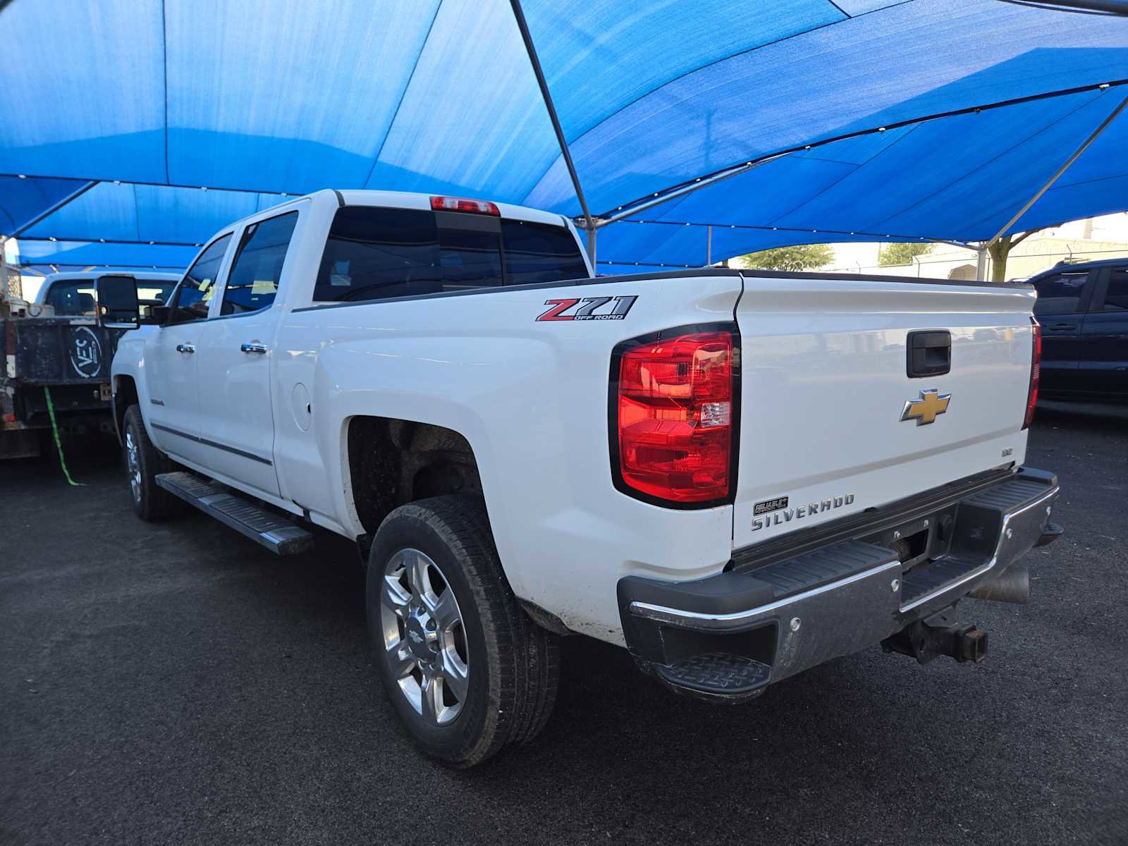 Used 2019 Chevrolet Silverado 2500 LTZ w/ Duramax Plus Package AWD/4WD image 3