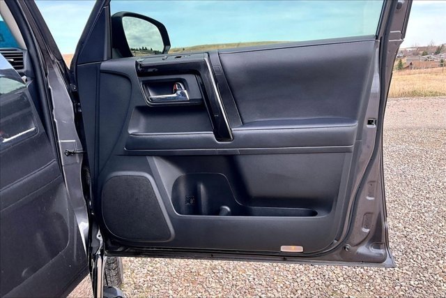 Used 2021 Toyota 4Runner Nightshade image 28