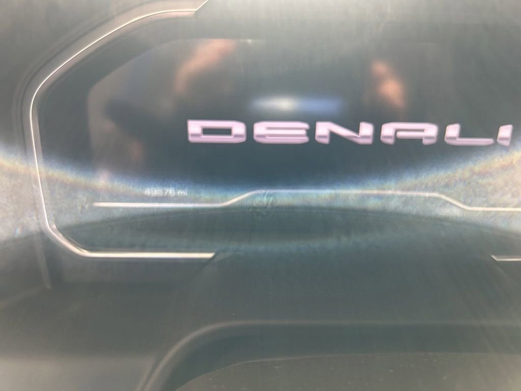 Used 2022 GMC Sierra 1500 Denali w/ Technology Package AWD/4WD image 4