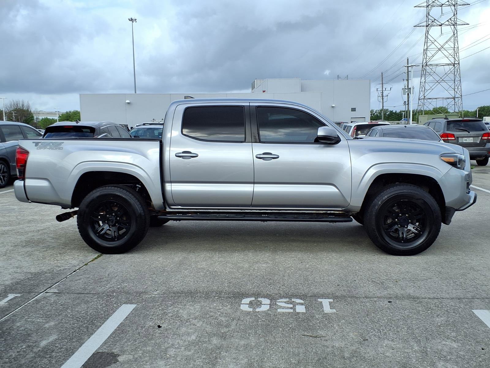 Used 2019 Toyota Tacoma SR w/ SR Convenience Package RWD image 25