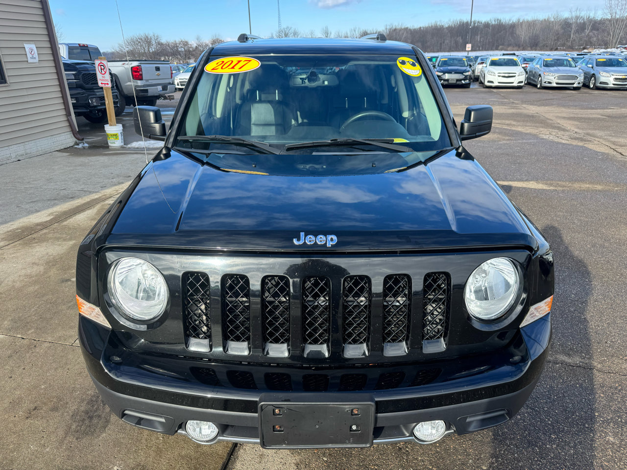 Used 2017 Jeep Patriot High Altitude image 2