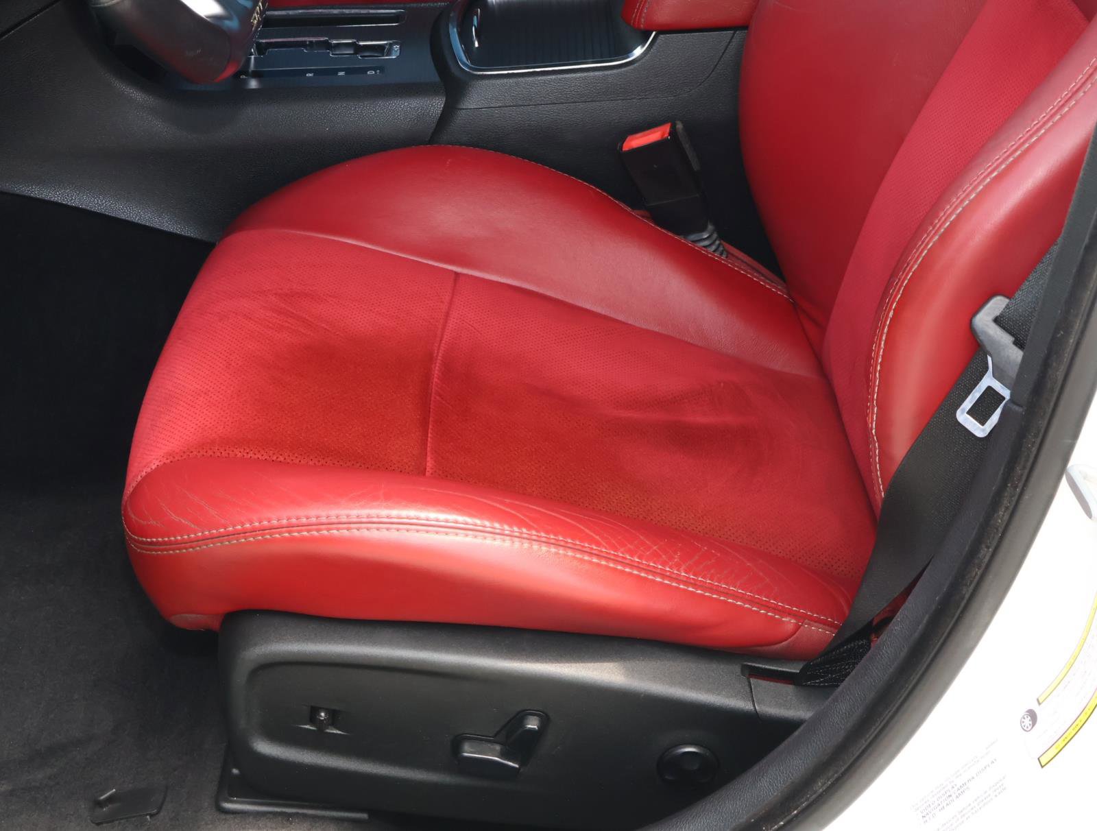 Used 2013 Dodge Charger SRT8 w/ Adaptive Cruise Control Group RWD image 16