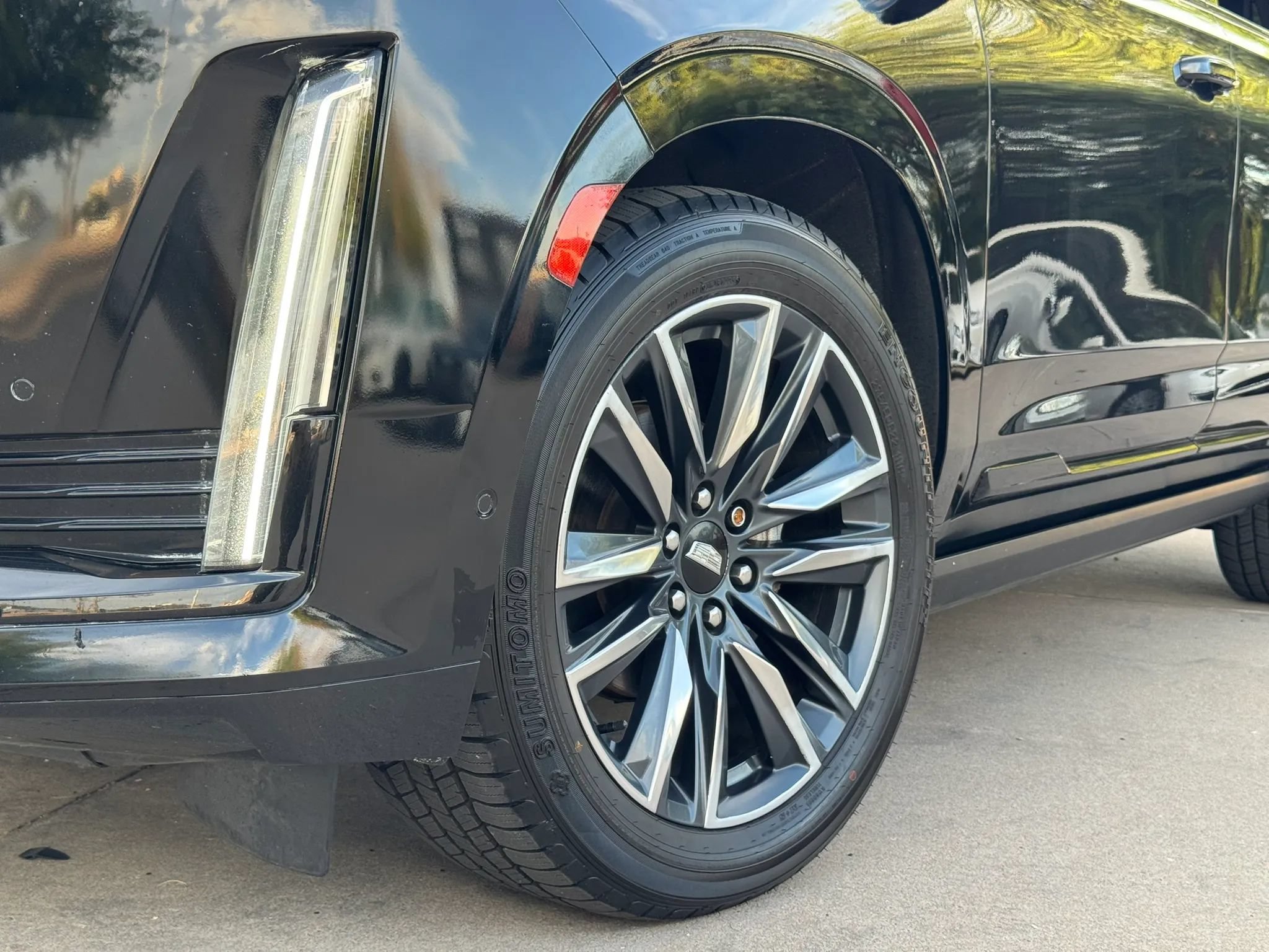 Used 2021 Cadillac Escalade Sport Platinum AWD/4WD image 61