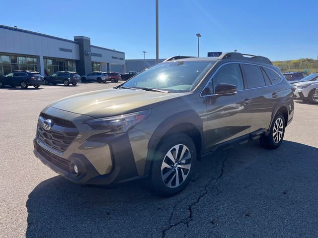 New 2025 Subaru Outback Premium image 3