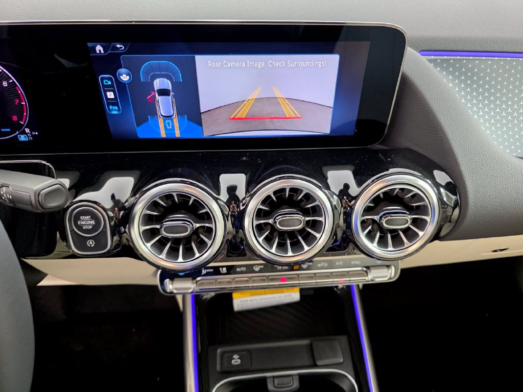 New 2026 Mercedes-Benz GLA 250 image 16