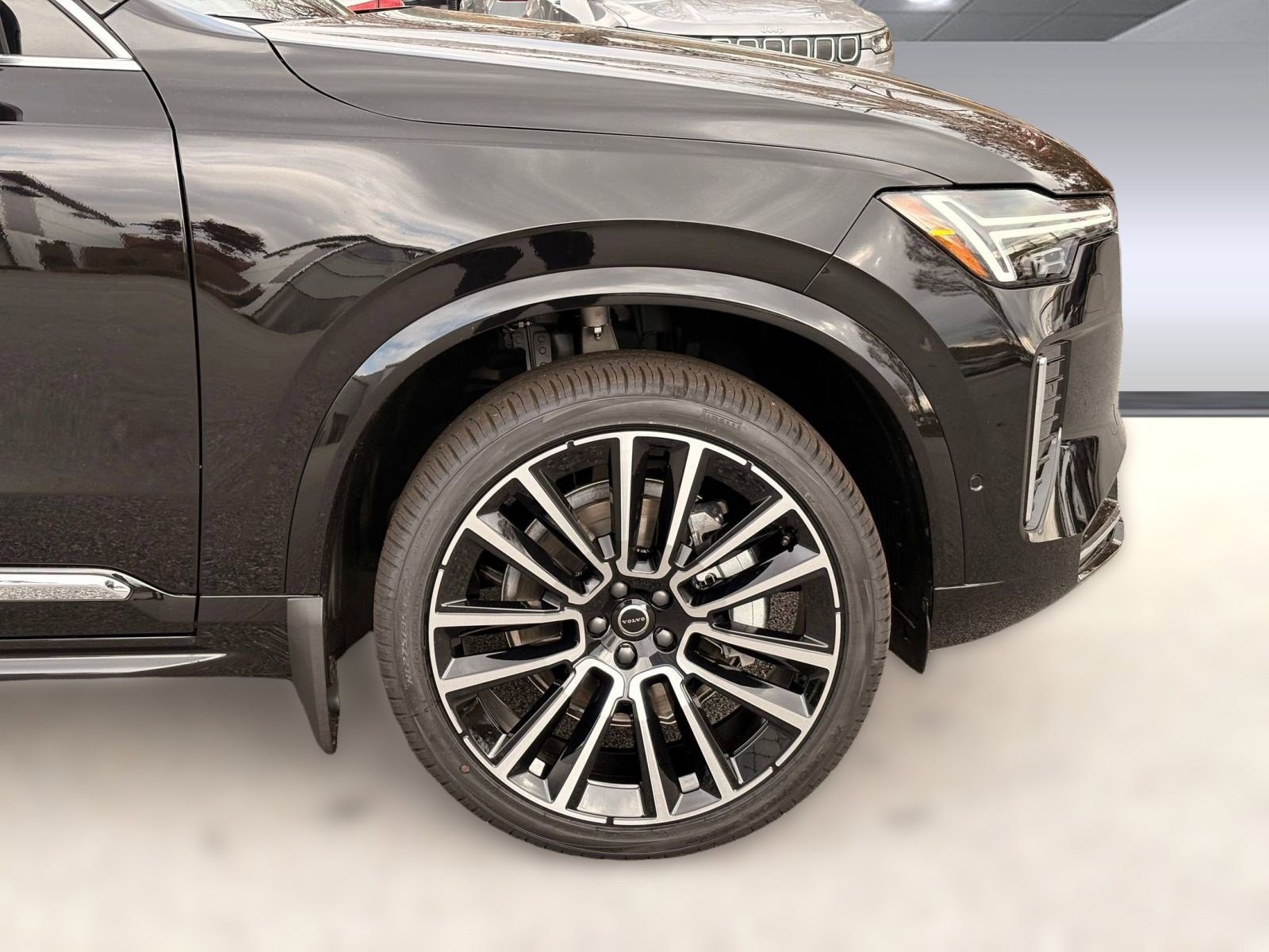 New 2026 Volvo XC90 B6 Ultra w/ Protection Package image 12