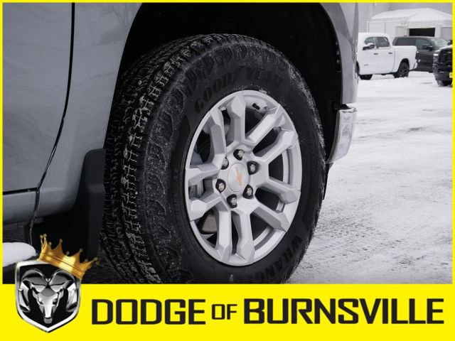 Used 2025 Chevrolet Silverado 1500 LT image 12