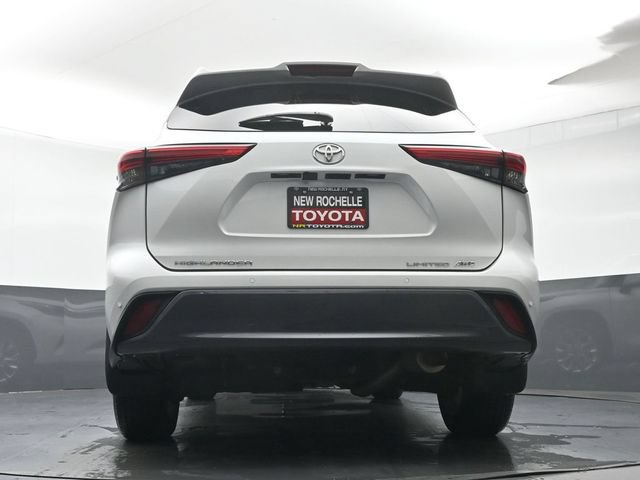Used 2022 Toyota Highlander Limited AWD/4WD image 38