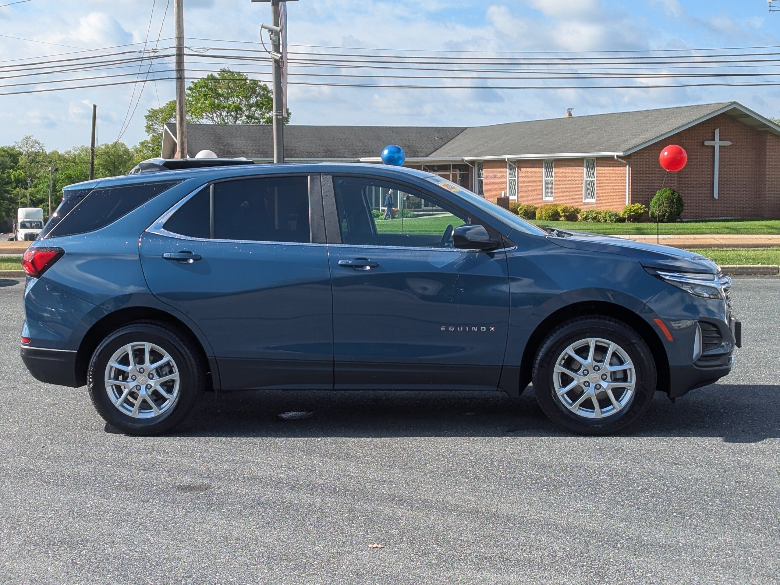 Used 2024 Chevrolet Equinox LT AWD/4WD image 10