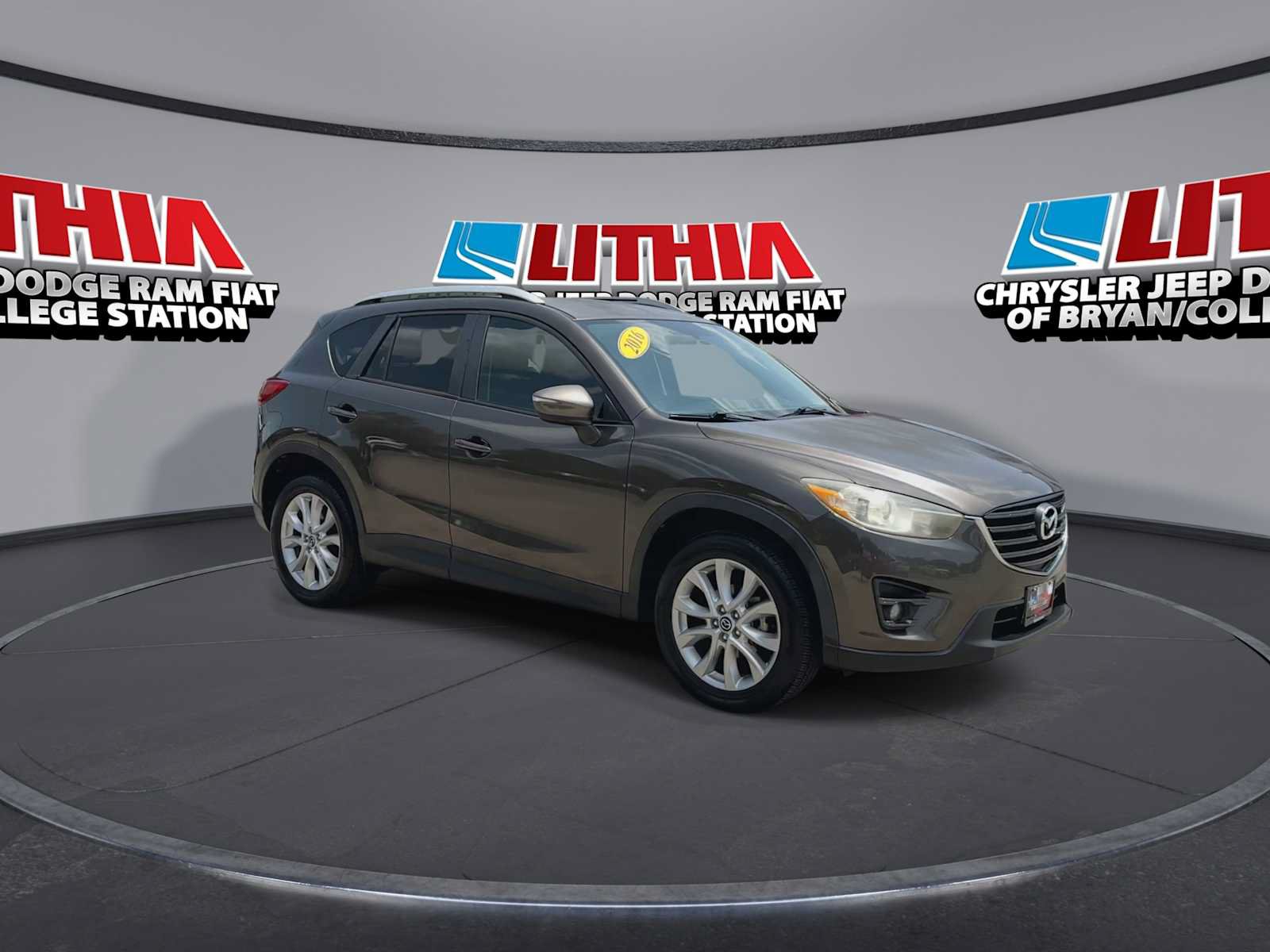 Used 2016 MAZDA CX-5 Touring FWD image 2