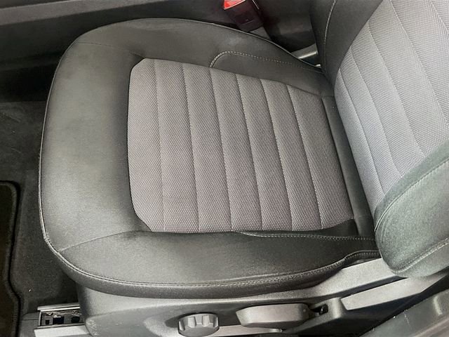 Used 2022 Ford Edge SE image 19