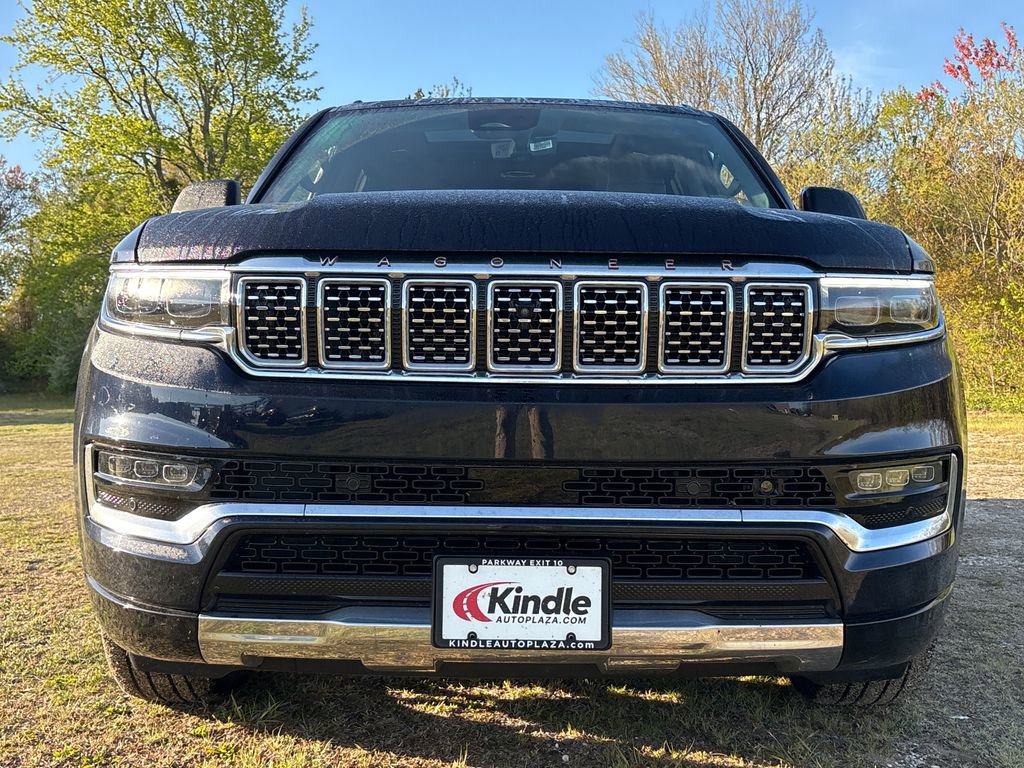 Used 2024 Jeep Grand Wagoneer Series III AWD/4WD image 2