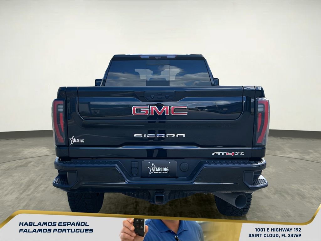 Used 2024 GMC Sierra 2500 AT4X image 5