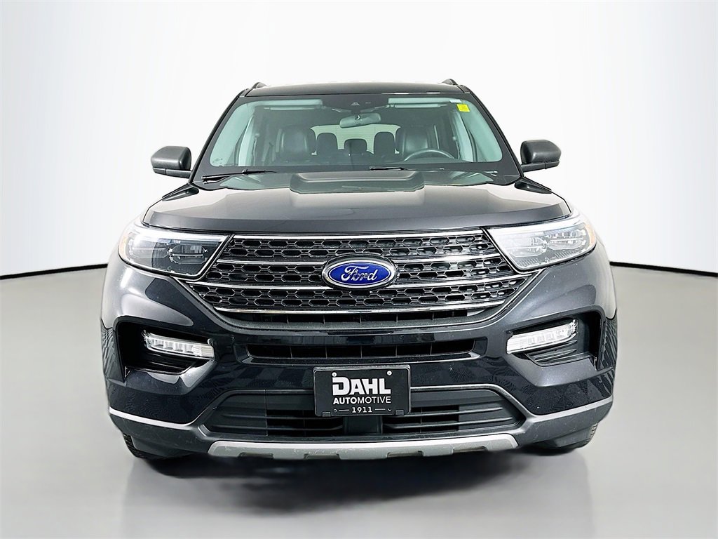 Used 2024 Ford Explorer XLT w/ Equipment Group 202A image 2