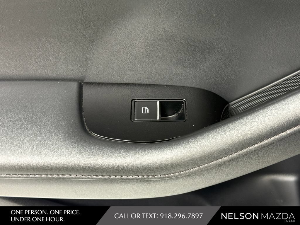 Certified 2025 MAZDA MAZDA3 s FWD image 36