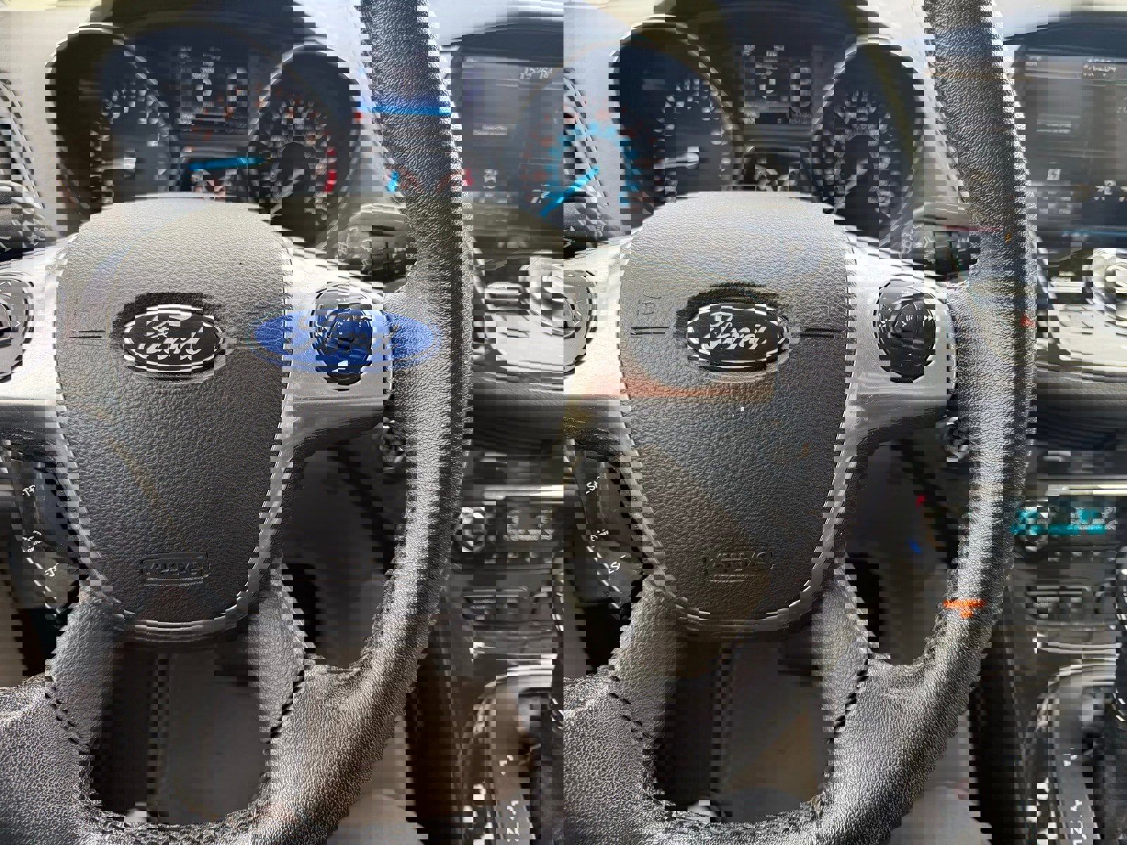 Used 2015 Ford Escape Titanium image 19