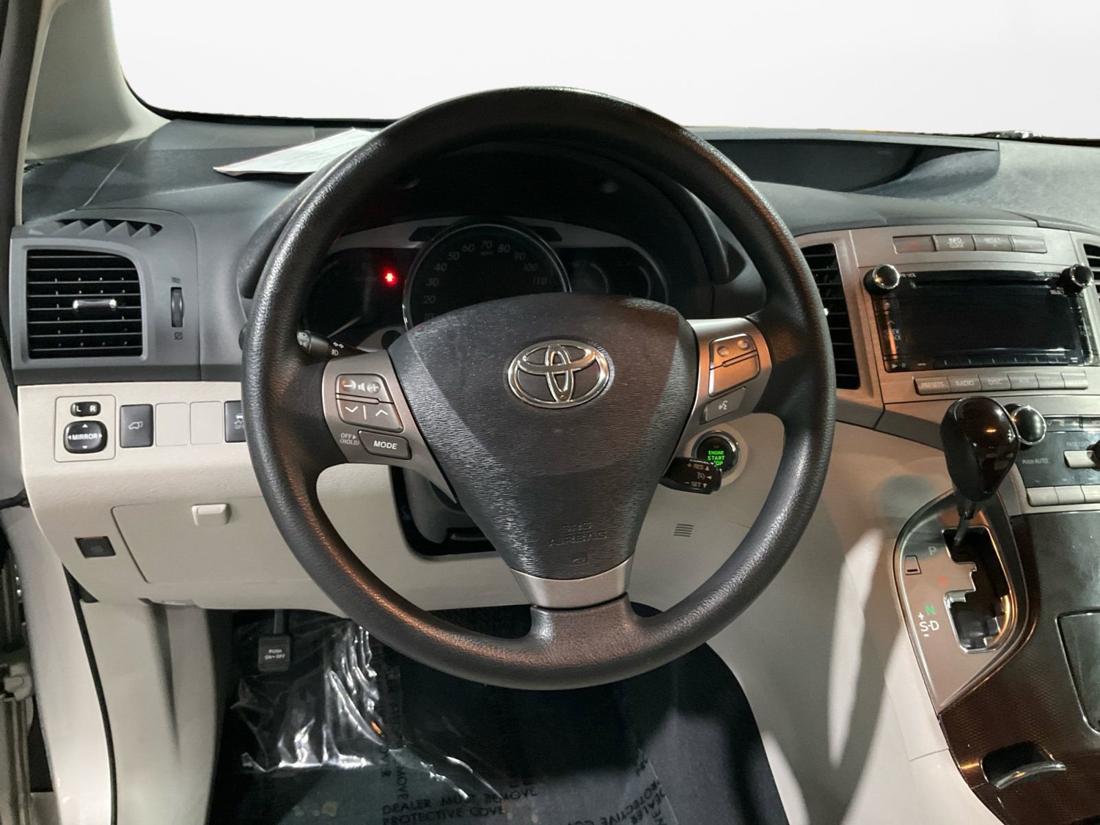 Used 2010 Toyota Venza AWD image 12