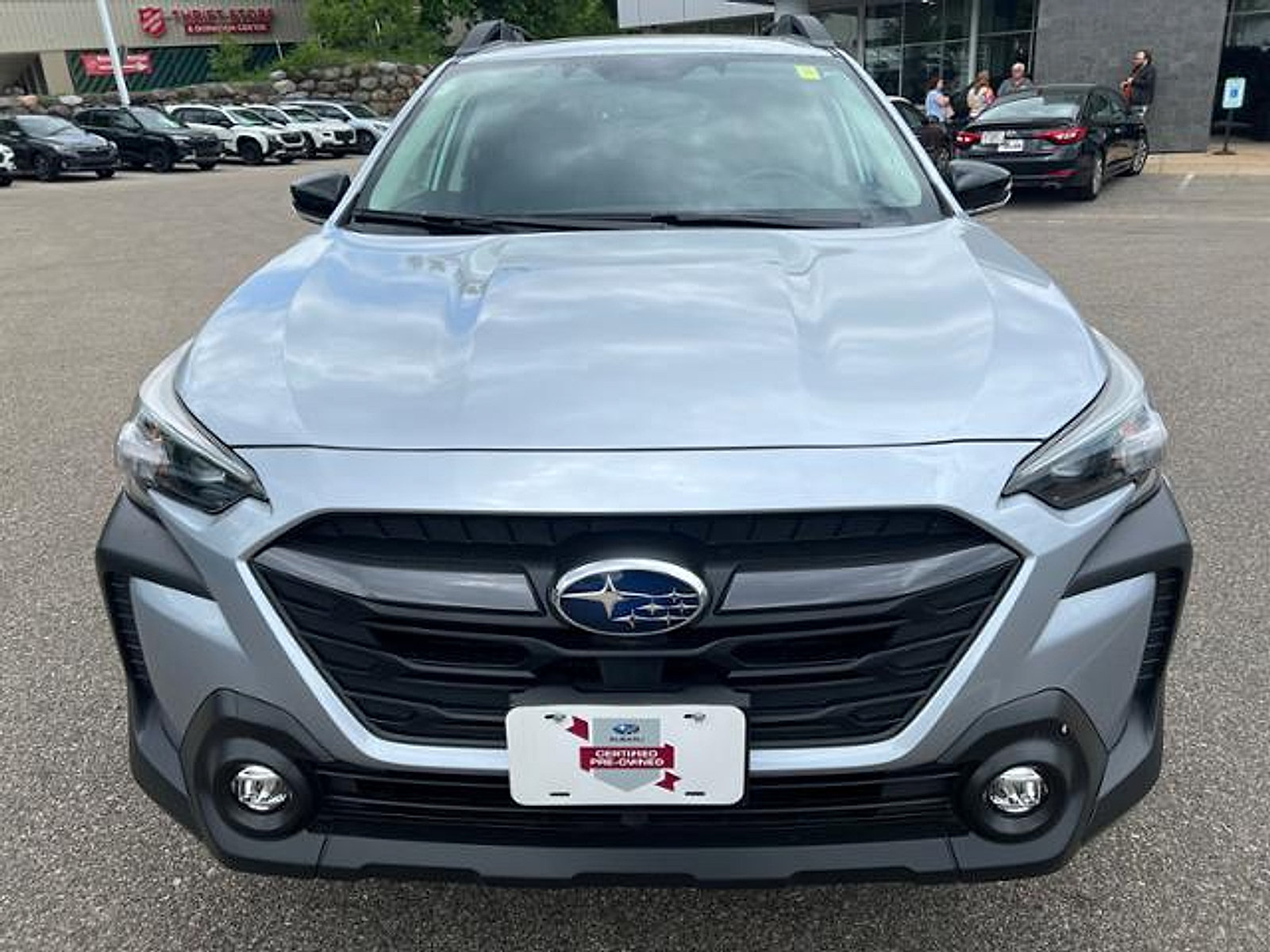 Certified 2025 Subaru Outback Premium w/ Popular Package #1A AWD/4WD image 2