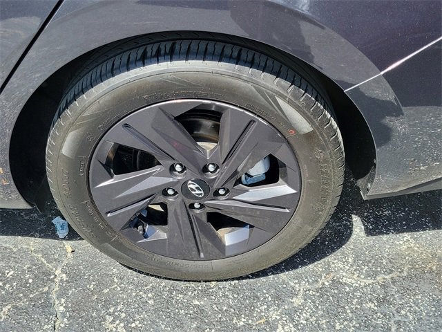 Used 2022 Hyundai Elantra SEL w/ Cargo Package image 6