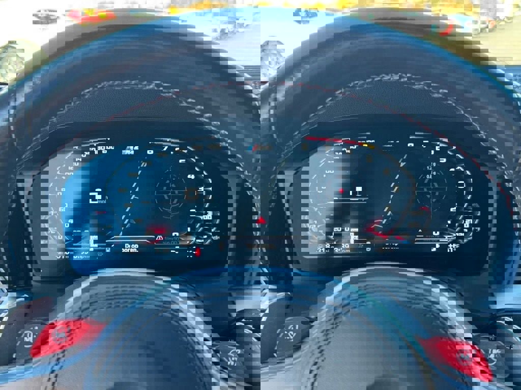 Used 2023 BMW M4 xDrive Competition w/ Executive Package image 18